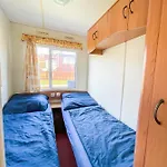 Mobilheim Vesva Διαμέρισμα Vyrovice